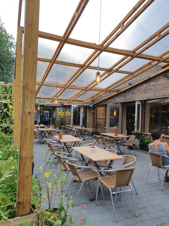 Boshuisje Durbuy Met Zwembad Op Het Park Exteriör bild